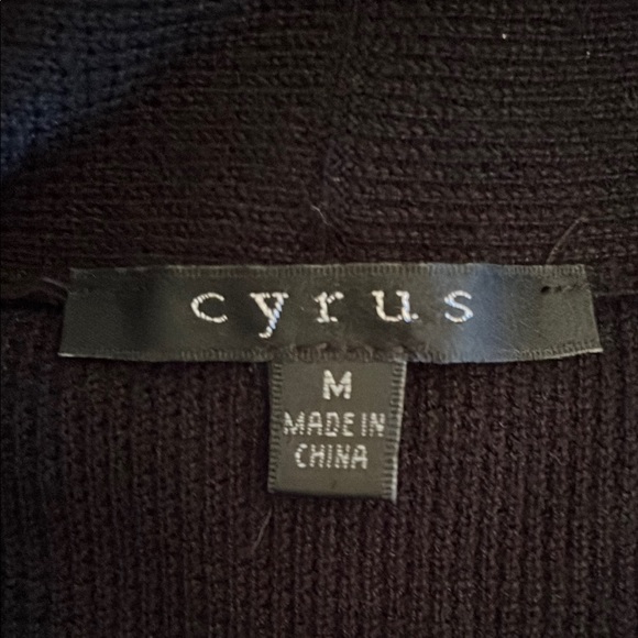 Elegant Black Women's Sweater Coat - Picture 3 of 3